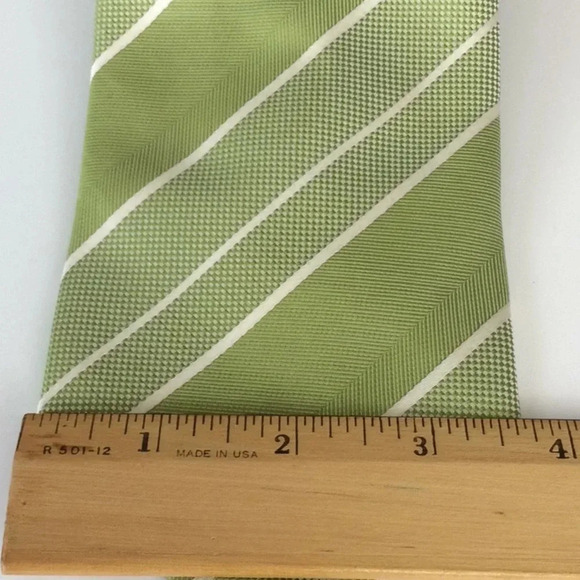 TUCCI Green & White Striped 100% Italian Silk Tie - Picture 3 of 7